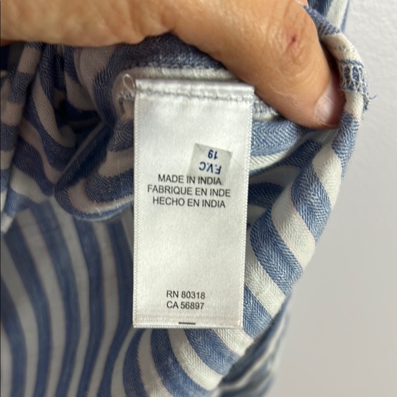 Lucky Brand Flawed Modal Blend Blue and White Half Button Up Blouse Size M - Picture 8 of 12